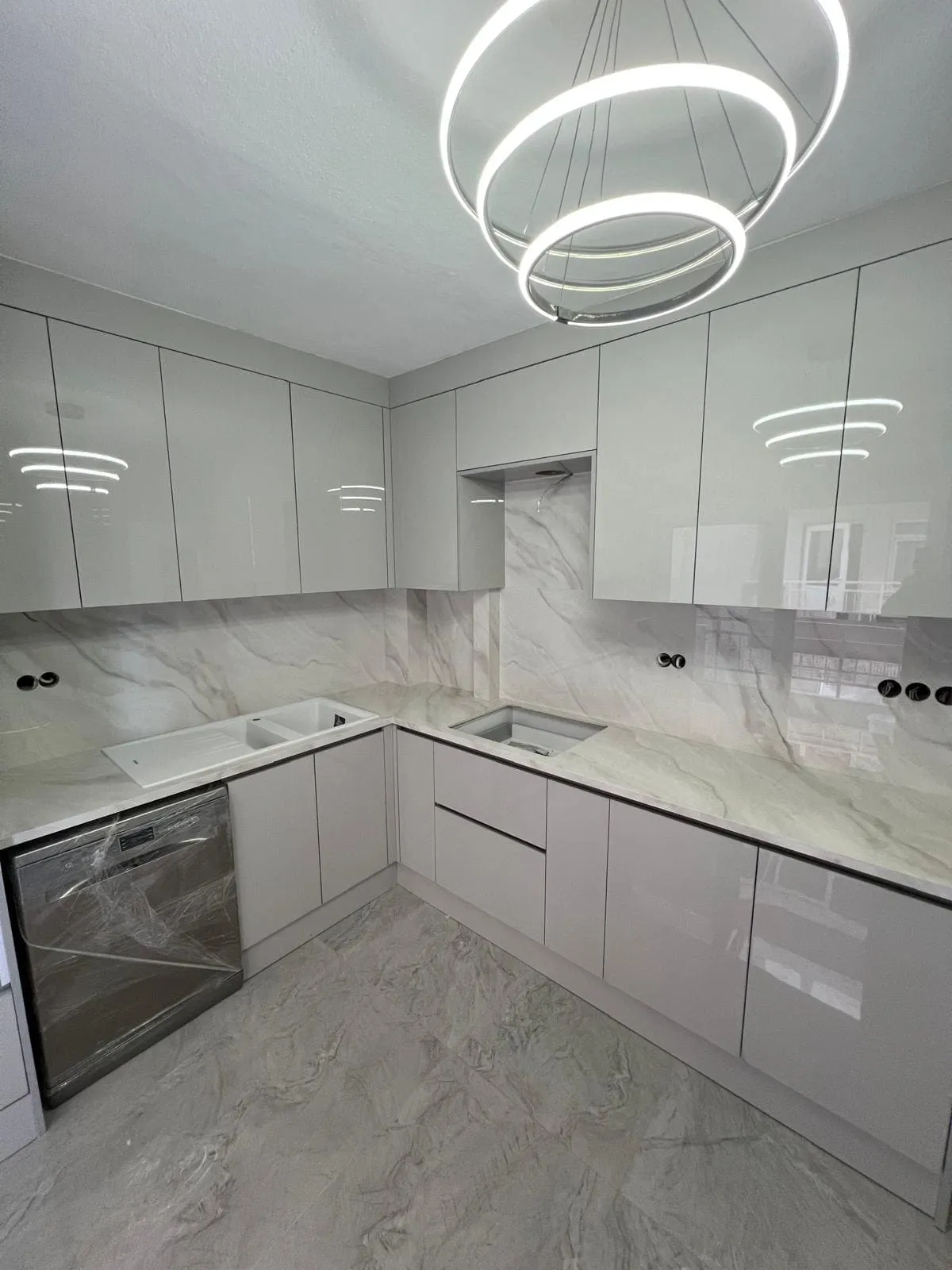 Porselen villa kaplaması